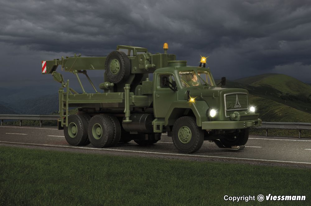 Viessmann 8061 MAGIRUS DEUTZ 3-achs Bergekran Militär 1:87 Spur H0