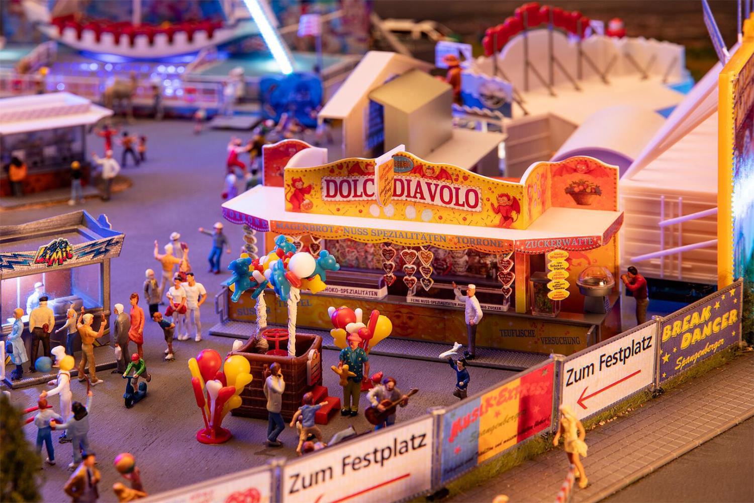 Faller 140474 Süßigkeitenbude und Ballonkünstler 1:87 Spur H0 Neu