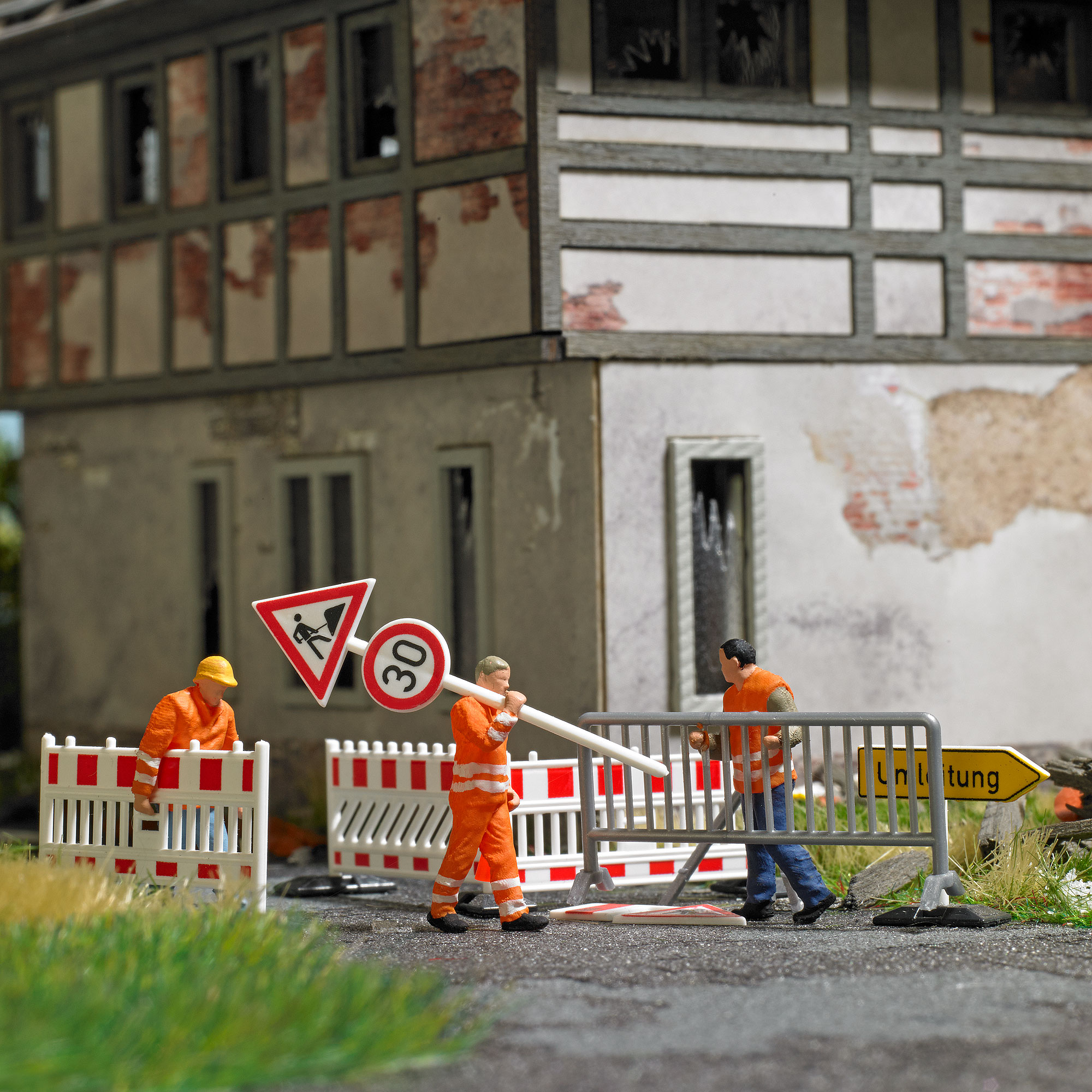 Busch 79900 Action Set Absperrungen aufstellen 1:87 Spur H0 Neu