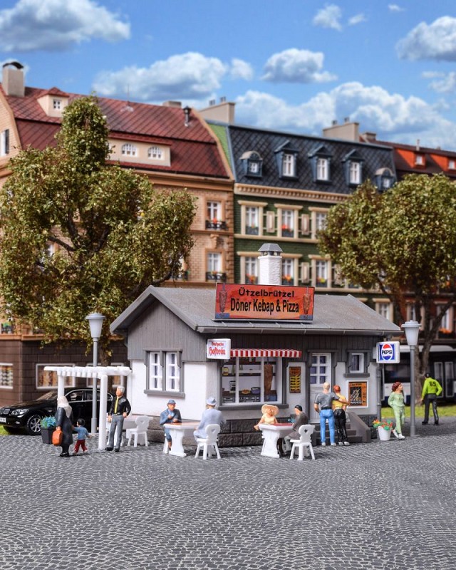 Vollmer 45151 H0 Imbiss-Stand Döner und Pizza