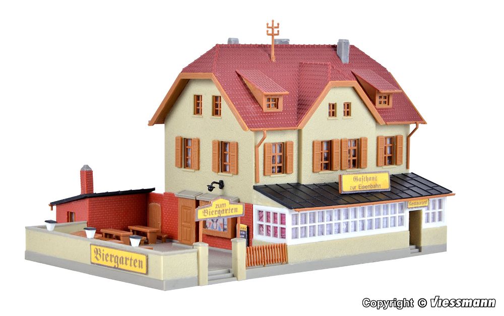 Kibri 37114 Gasthaus zur Eisenbahn mit Biergarten 1:160 Spur N