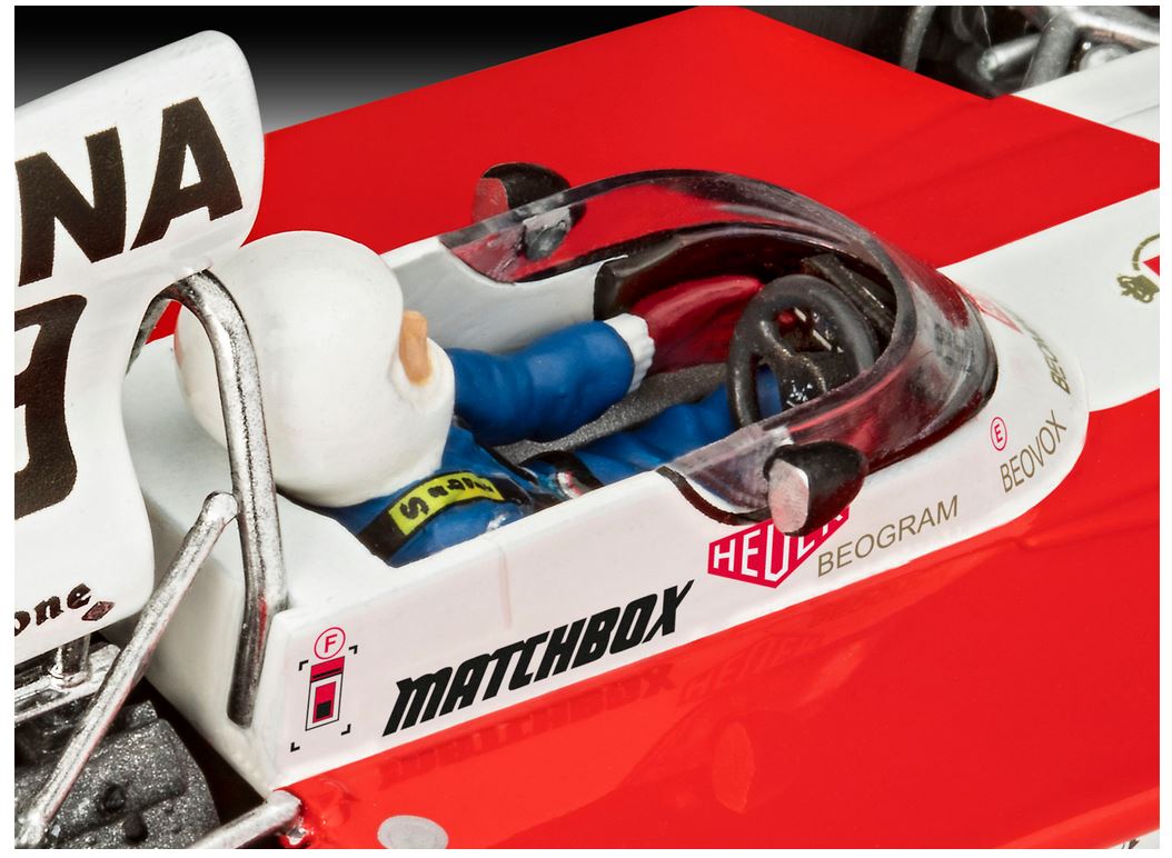 Revell 07739 Surtees TS16/03 1:32 Modellbausatz Neu OVP