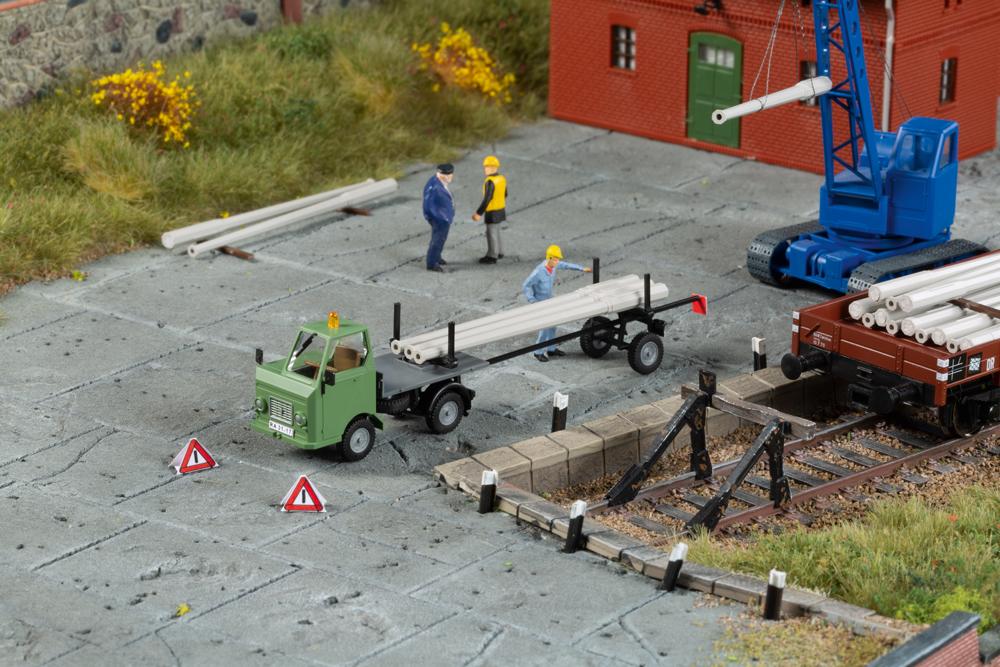 Auhagen 41677 Multicar M22 mit Nachläufer 1:87 Spur H0 Bausatz Neu