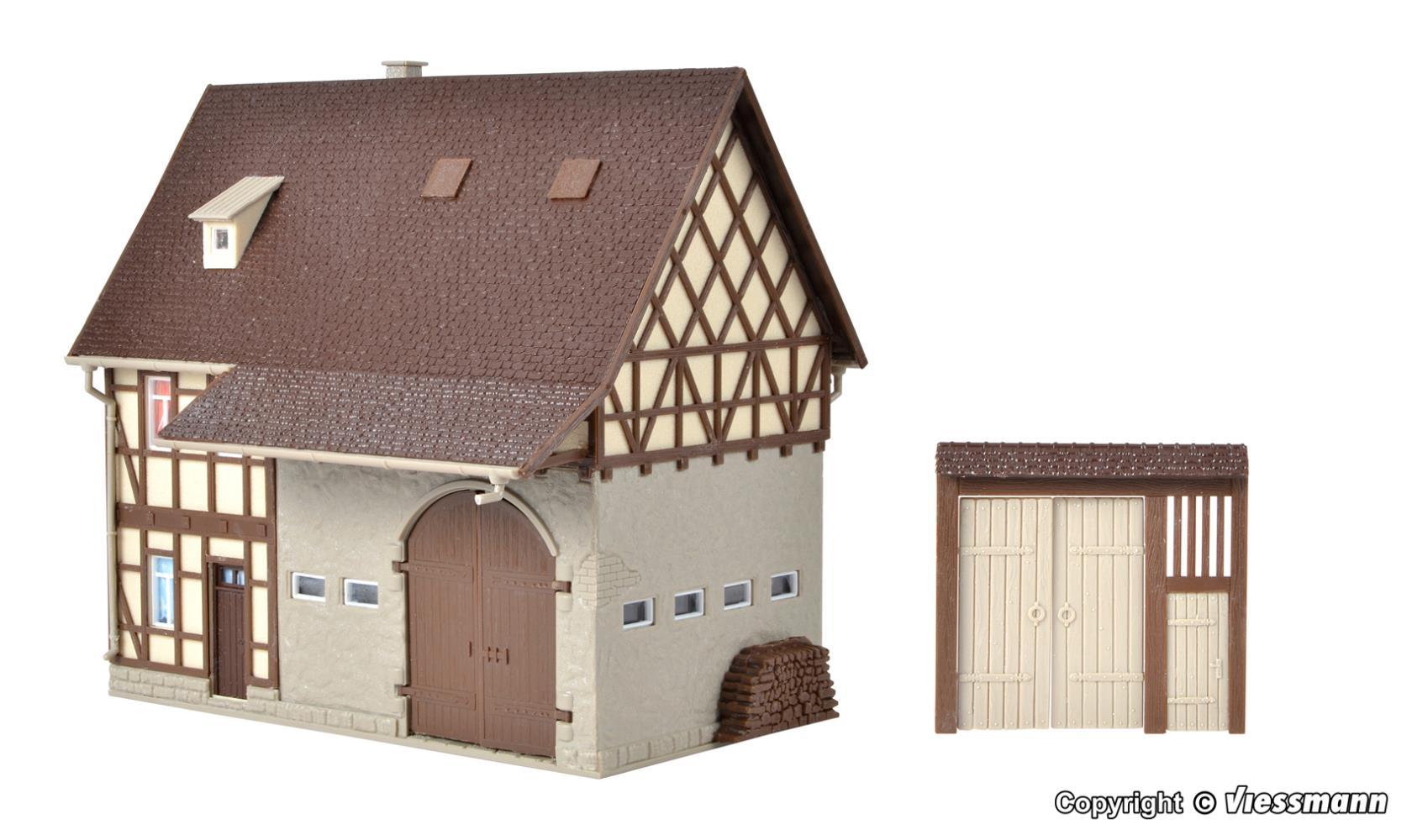 Vollmer 43731 Bauernhaus mit Scheune und Hoftor 1:87 Spur H0 Neu