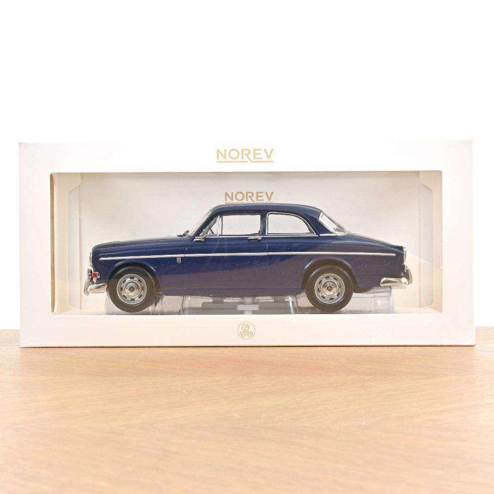 Norev 188740 Volvo Amazon 1966 Mitternachtsblau 1:18 Standmodell