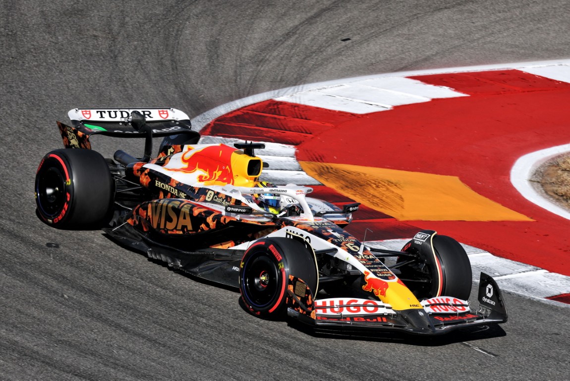 Minichamps 417251906 ISACK HADJAR - AUSTIN GP 2025 1:43