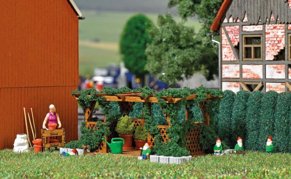 Busch 7873 Im Garten H0