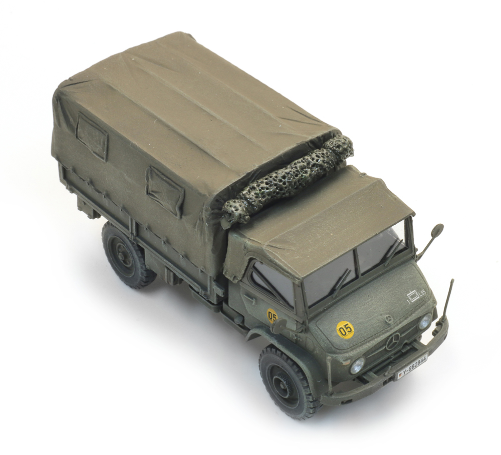 Artitec 6870776 BRD Unimog 404s Pritsche Plane gelboliv