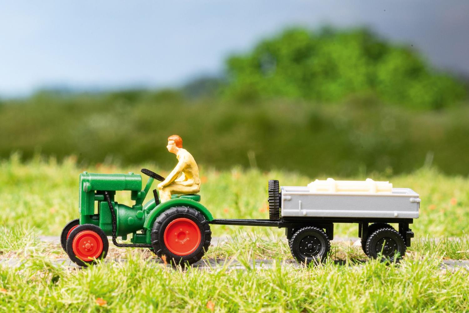 Auhagen 44659 Deutz-Schlepper F1M414 mit Anhänger 1:160 Spur N