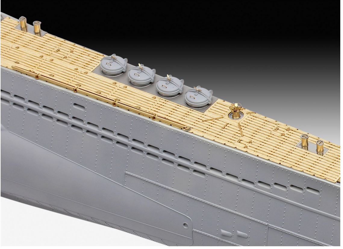Revell 05163 German Submarine Type VII C/41 Platinum Edition 1:72