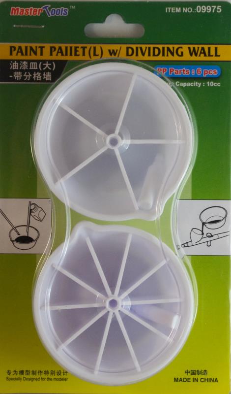 Trumpeter 9975 Farbschale mit Ausgießer