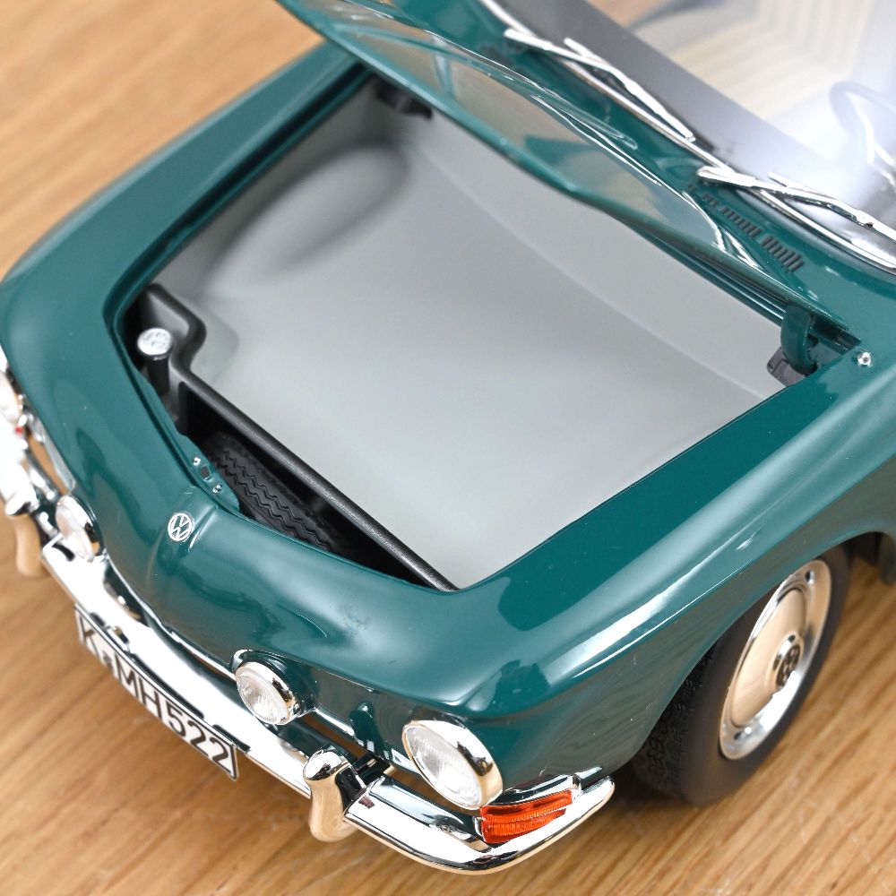 Norev 188648 VW Karmann Ghia 1500 1963 Smaragdgrün 1:18 NEU