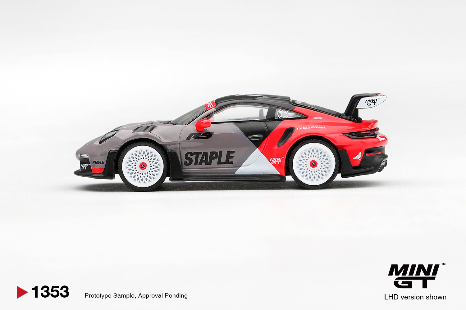 Mini GT 1353 1:64 PORSCHE 911 (992) GT3 RS STAPLE X INOZETEK 2025