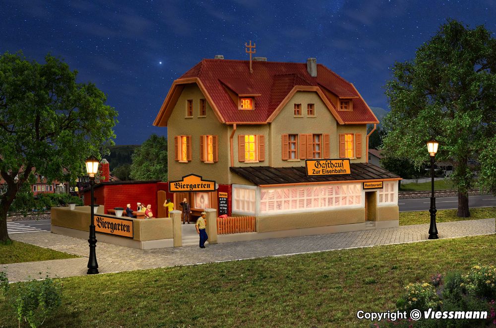 Kibri 37114 Gasthaus zur Eisenbahn mit Biergarten 1:160 Spur N