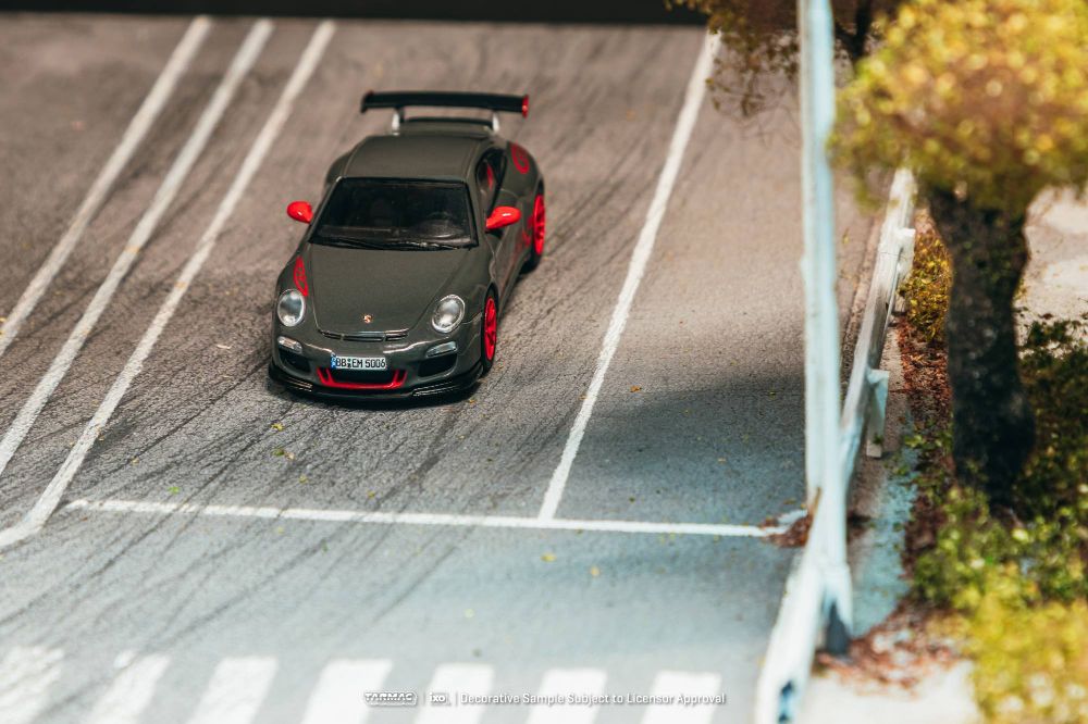 Tarmac Works T64G-091-GY 1:64 PORSCHE 991 (997) GT3 RS GREY 2008