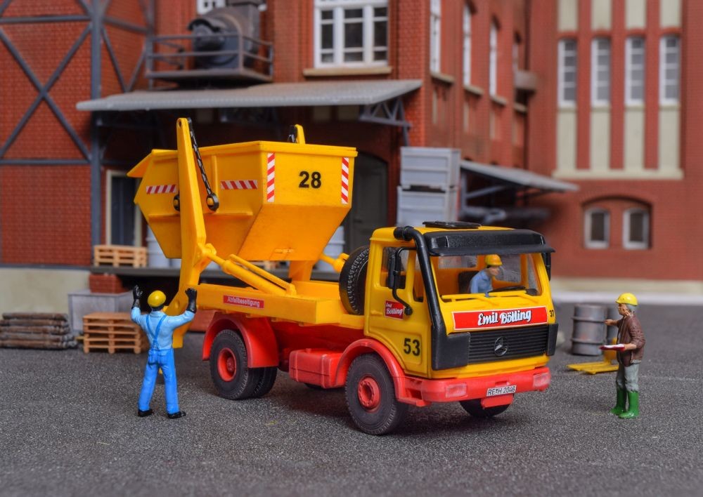 Kibri 14120 H0 MB LP Absetzkipper, Edition Emil Bölling, 1:87