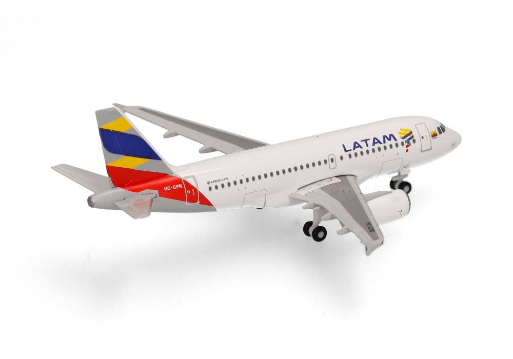 Herpa 538770 LATAM Airlines Ecuador Airbus A319 HC-CPR 1:500 NEU