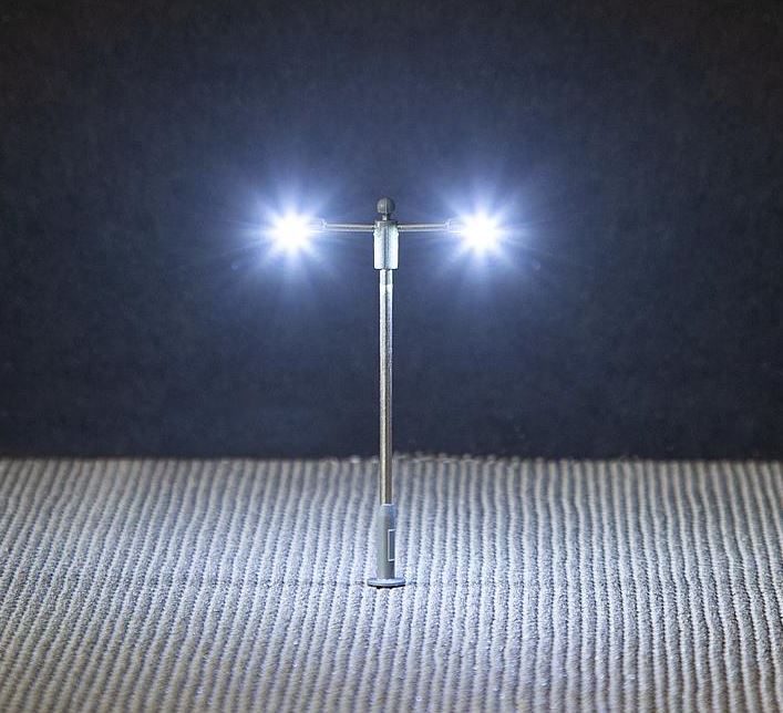 Faller 272223 LED-Straßenbeleuchtung, Ansatzleuchte, Doppelausleger 1:160