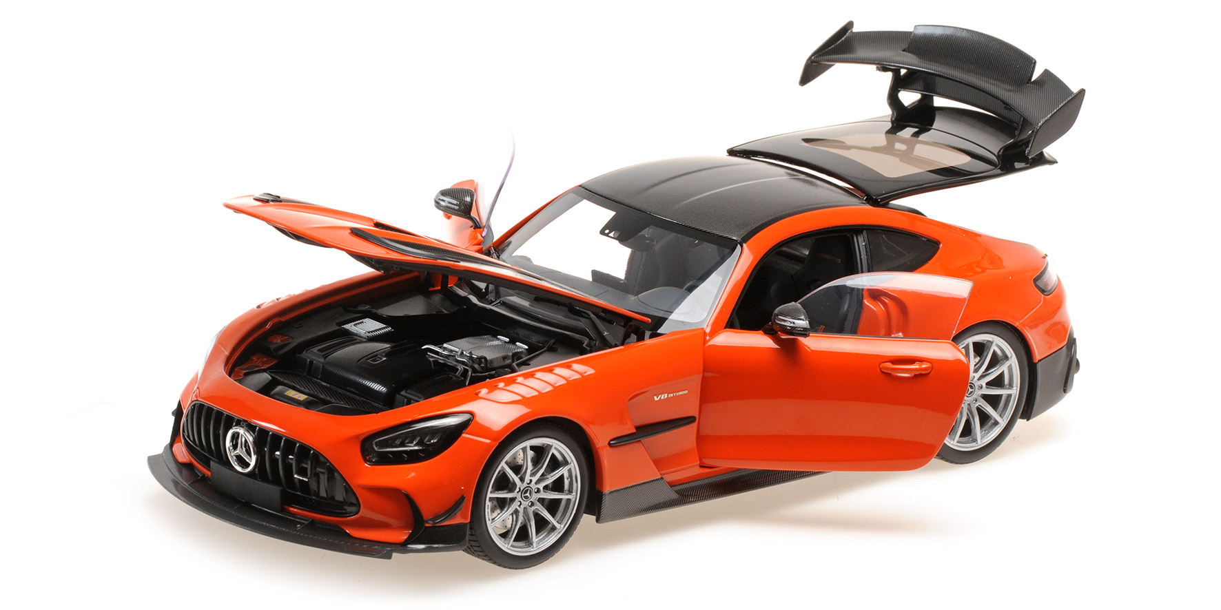 Minichamps 110032024 MERCEDES-AMG GT BLACK SERIES 2021 ORANGE 1:18