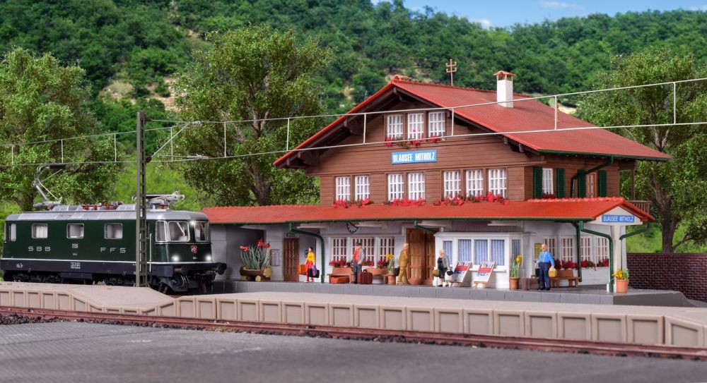 Kibri 39508 H0 Station Blausee Mitholz