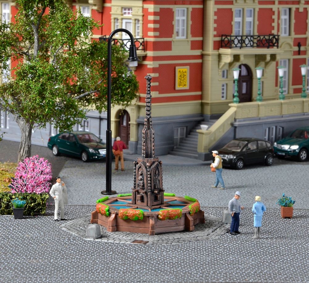 Kibri 38910 H0 Rathaus Brunnen
