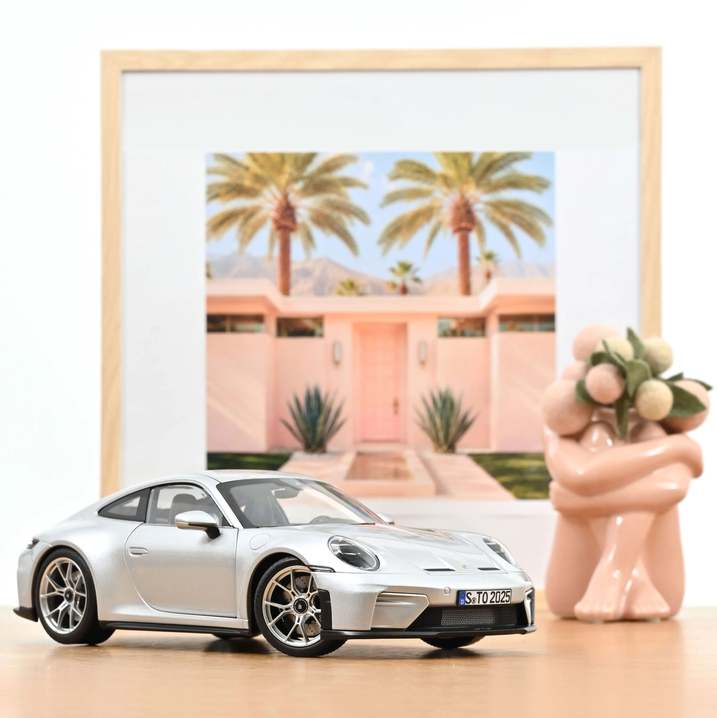 Norev 187002 Porsche 911 GT3 mit Touring-Paket 2025 1:18 NEU OVP