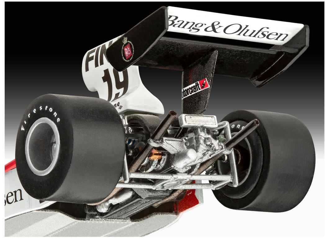 Revell 07739 Surtees TS16/03 1:32 Modellbausatz Neu OVP