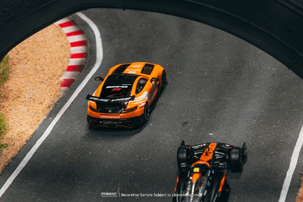 1:64 MB AMG GT BLACK SERIES SAFETY CAR F1 BRITISH GP 2025