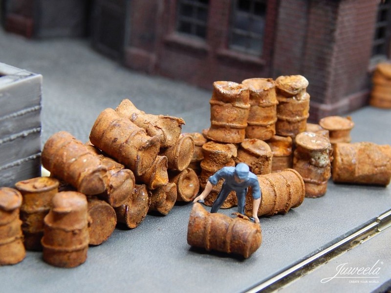Juweela 28162 alte Fässer rostig Echtrost, 80g (Miniatur)