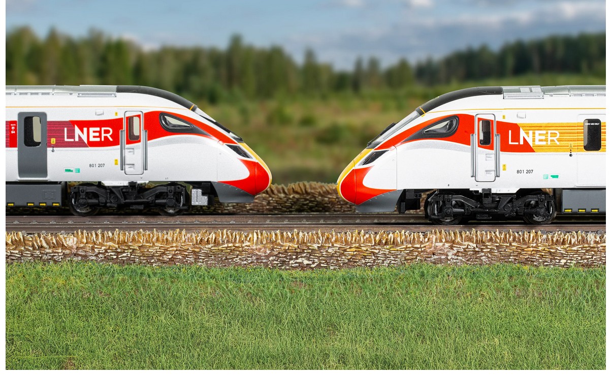 Hornby R30460 LNER Azuma - Class 801/2 - 5 Car Train Pack Spur 00
