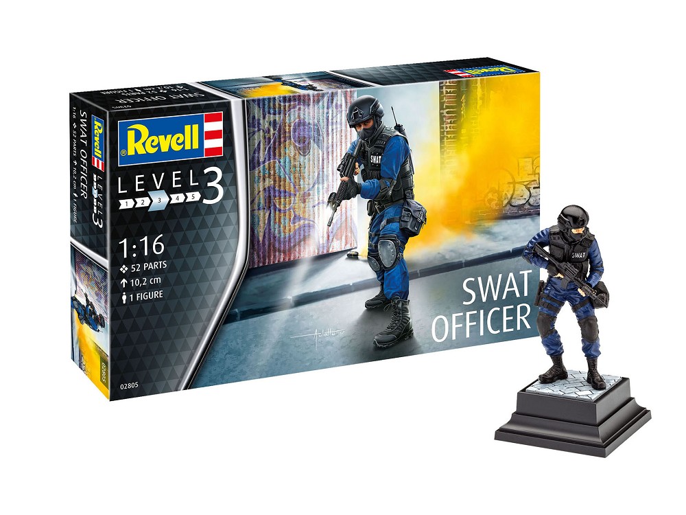Revell 02805 SWAT Officer 1:16