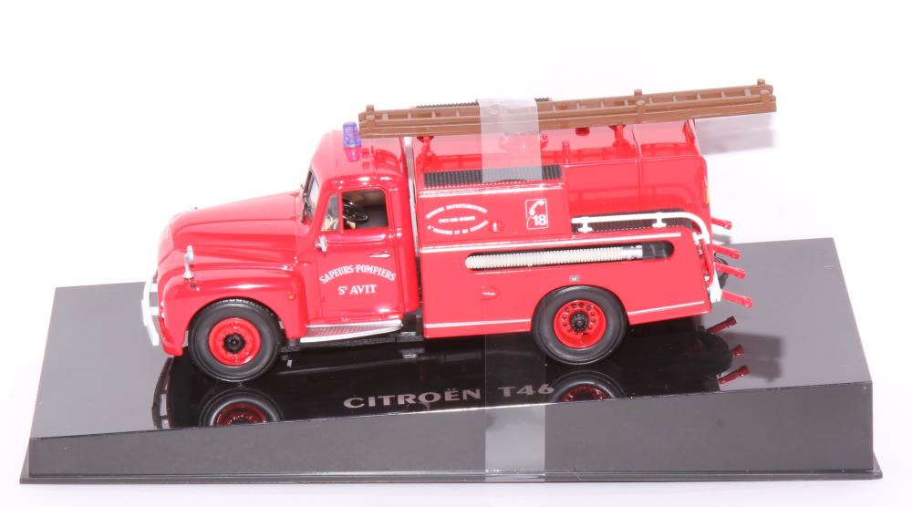 Norev 159988 Citroen T46 1962 Feuerwehrwagen rot 1:43