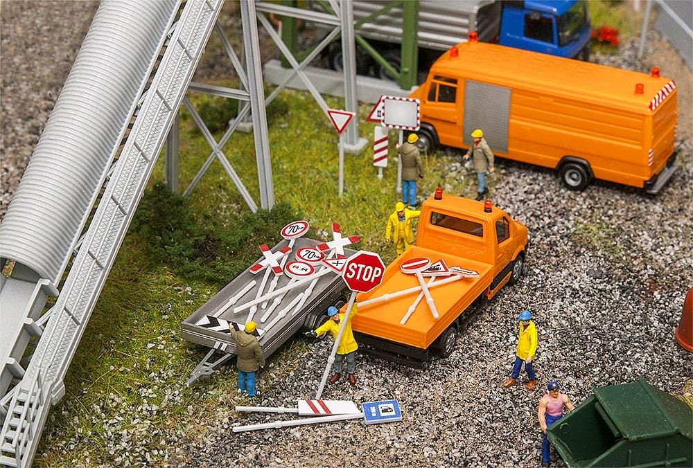 Faller 180534 Verkehrsschilder-Set 1:87 Spur H0 Neu OVP