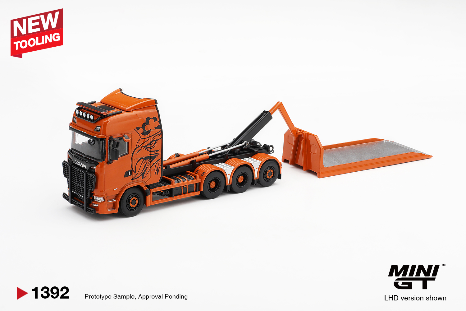Mini GT 1392 1:64 SCANIA 770S B8X4NA HOOKLIFT FLATBED ORANGE 2025