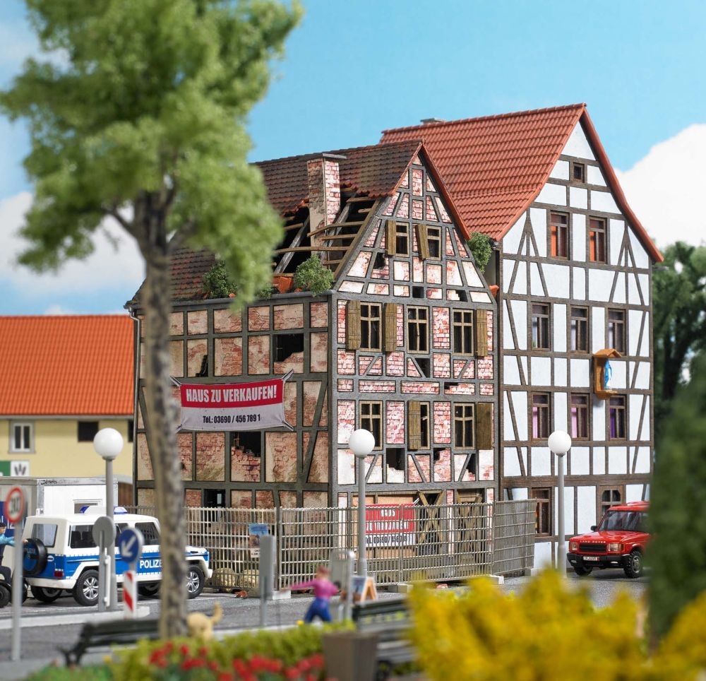 Busch 1668 Verfallenes Stadthaus