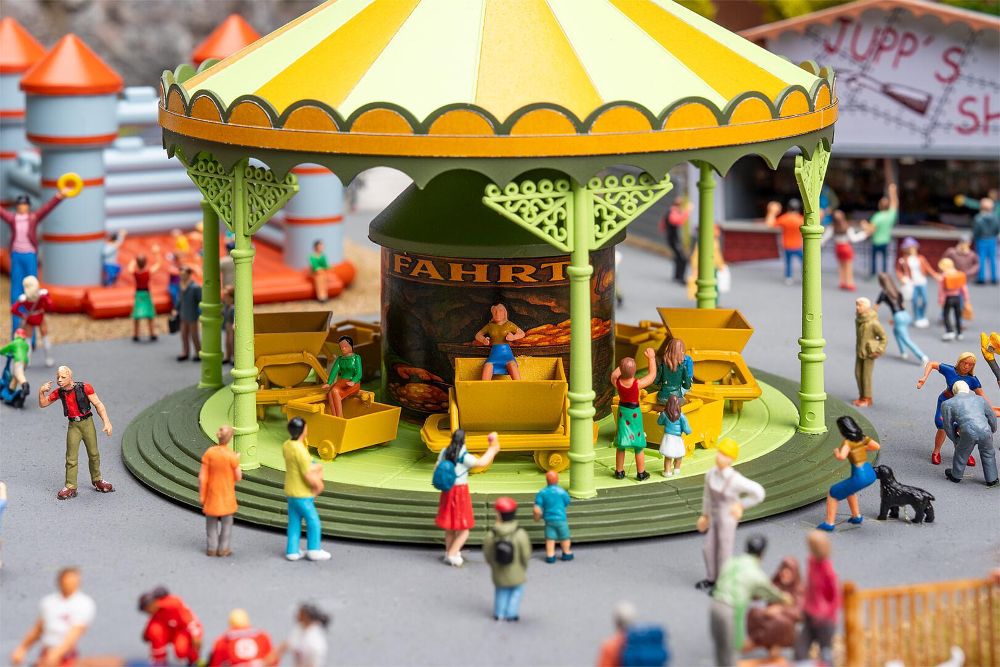 Faller 190094 Aktions-Set Ruhrpott-Kirmes 1:87 Spur H0 Bausatz NEU