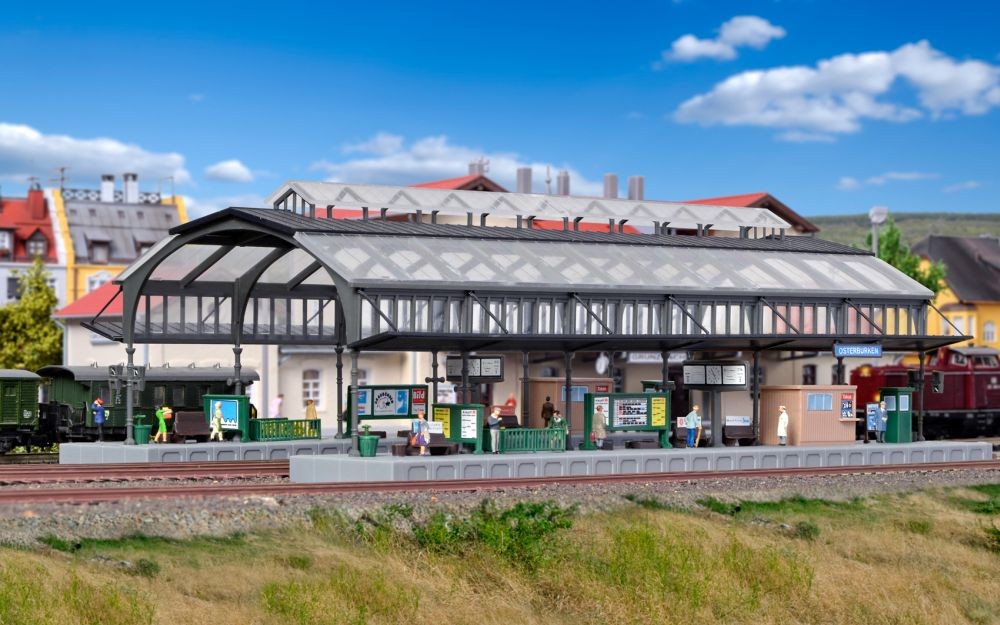 Kibri 37758 N Bahnsteighalle grau