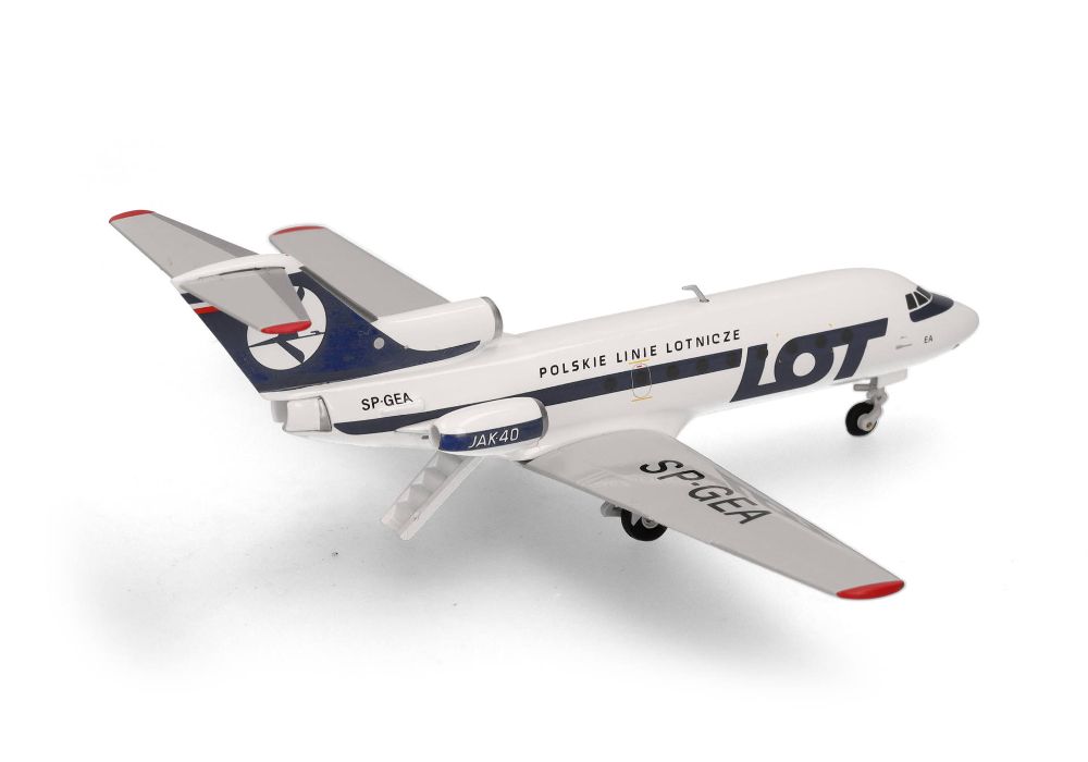 Herpa 573139 LOT Polish Airlines Yakovlev Yak-40 - SP-GEA 1:200