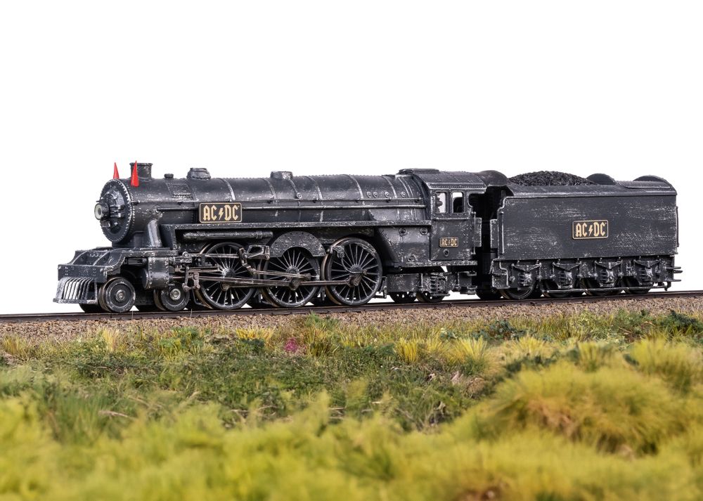 Trix 25492 Schlepptender-Dampflok "Black Ice" AC/DC 1:87 Spur H0