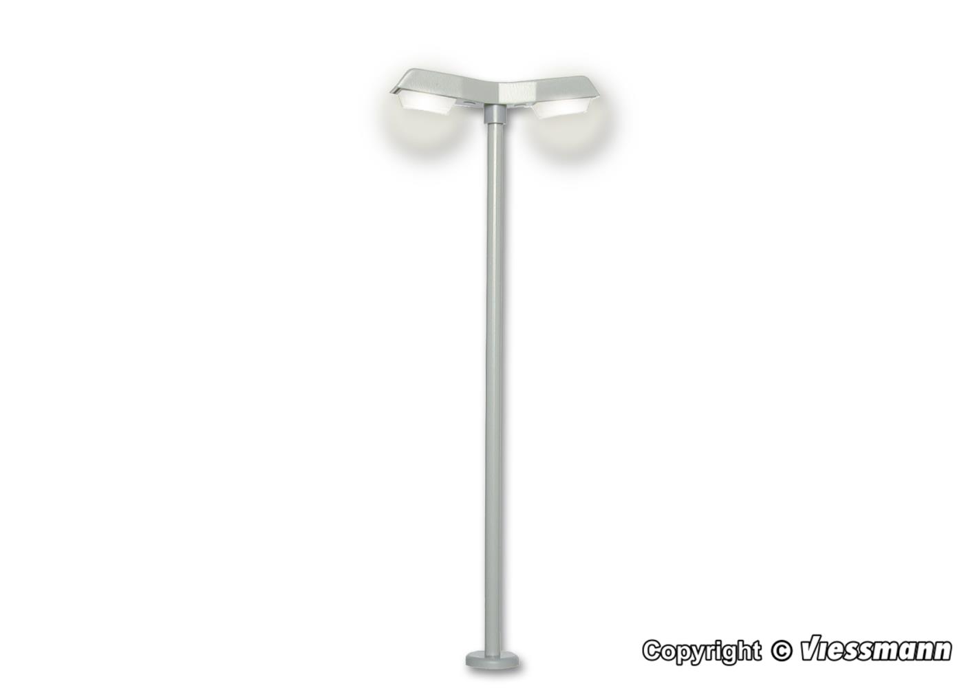 Viessmann 6097 Straßenleuchte modern doppelt 2 LEDs weiß Spur H0