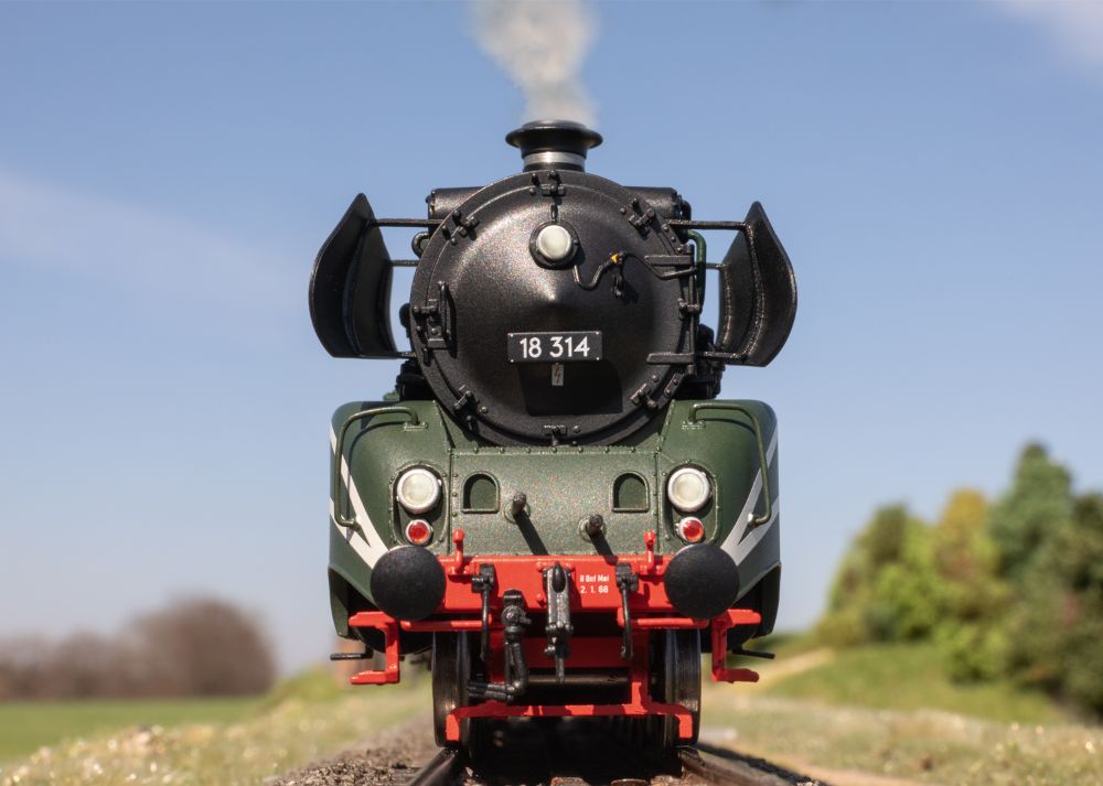 Märklin 39029 Schnellzug-Dampflok 18 314 Öl (DR/DDR) 1:87 Spur H0