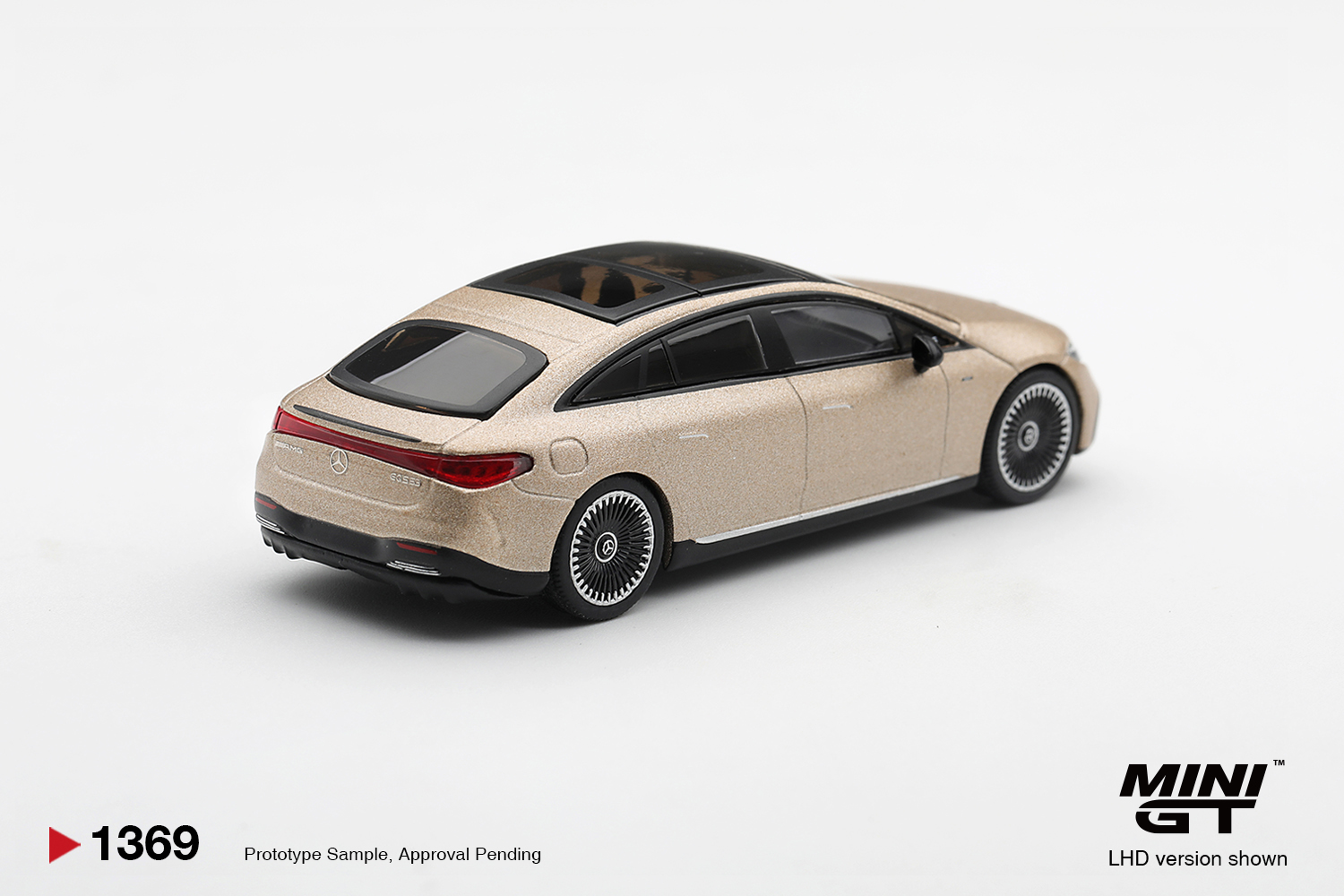 Mini GT 1369 1:64 MB EQS 53 SIGNATURE KALAHARI GOLD MAGNO 2025