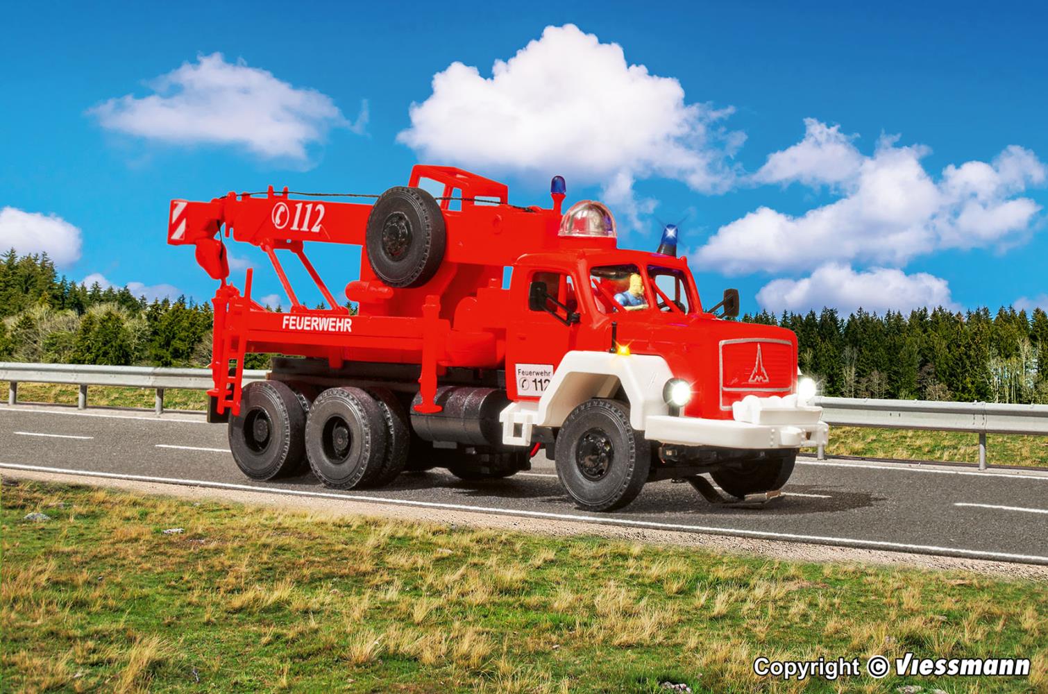 Viessmann 8051 Feuerwehr MAGIRUS DEUTZ 3-achs Bergekran Spur H0
