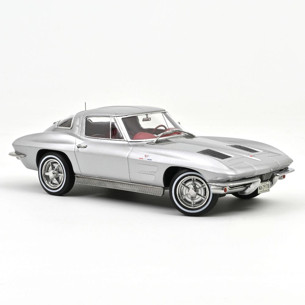 Norev 189052 Chevrolet Corvette Sting Ray 1963 Sebring Silber 1:18