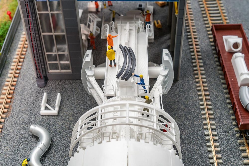 Faller 130897 Tunnelbohrmaschine im Bau 1:87 Spur H0 Bausatz Neu