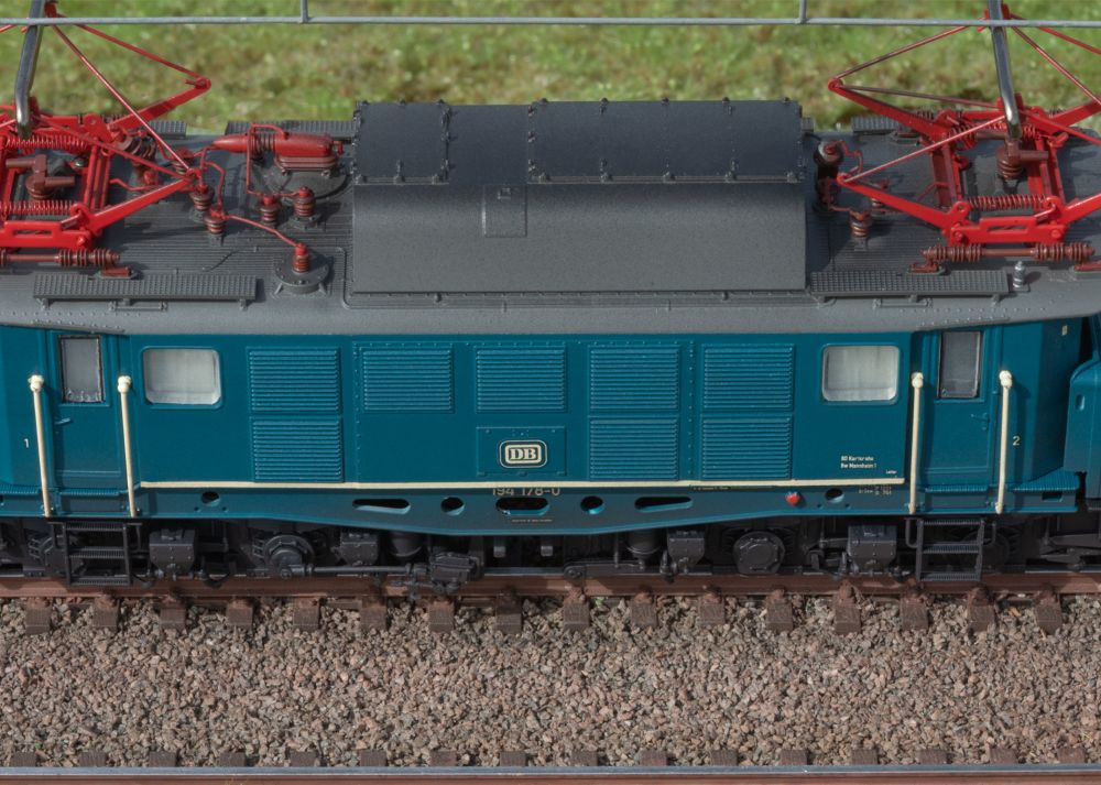 Märklin MHI 39994 Schwere Güterzug-Elektrolok BR 194 (DB) 1:87 Spur H0