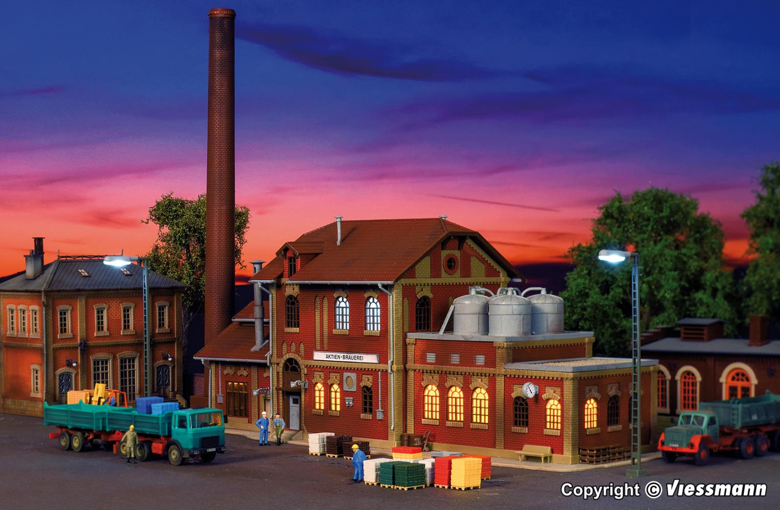 Vollmer 45609 Brauerei mit Inneneinrichtung Kesselhaus 1:87 Spur H0