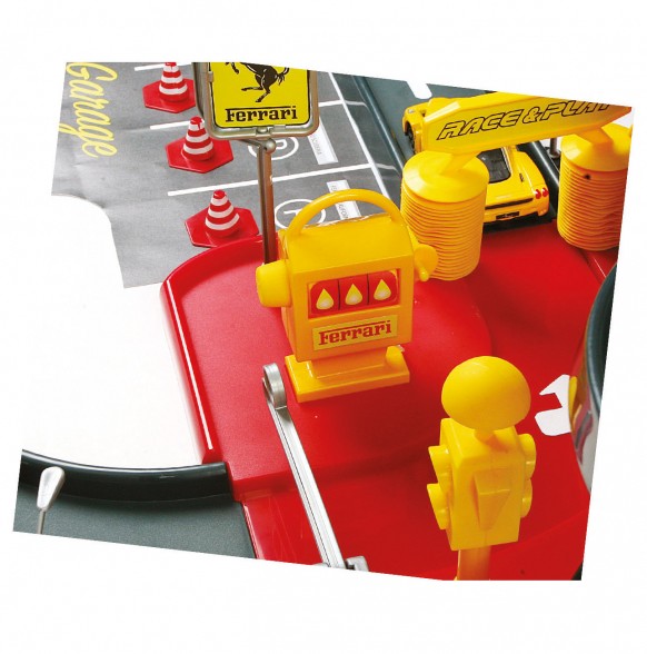 Bburago 18-31204 Ferrari R&P 1:43 "ParkingGarage" inkl. 2 Fahrzeugen