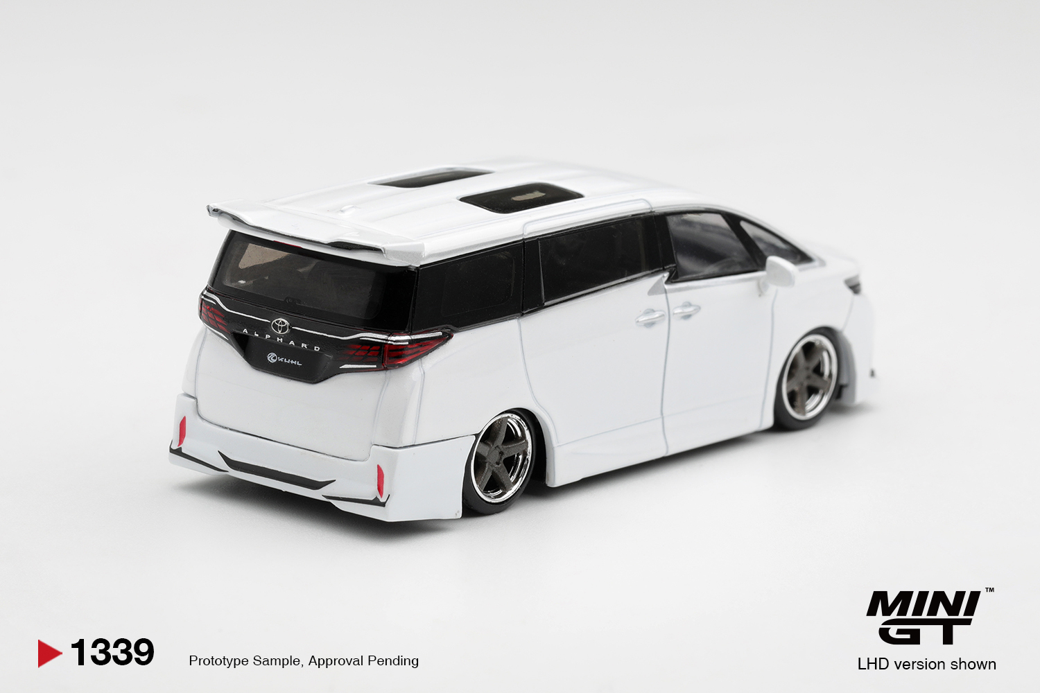 Mini GT 1339 1:64 TOYOTA ALPHARD 40 KUHL WHITE 2025