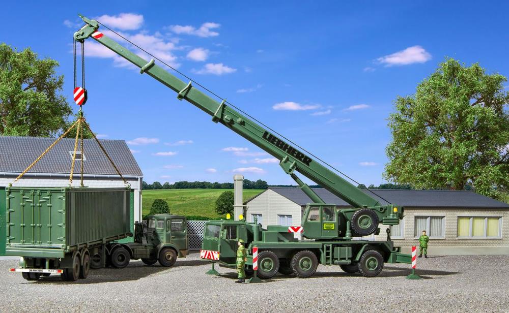 Kibri 18043 Bundeswehr LIEBHERR Mobilkran LTM 1050/3 - Spur H0